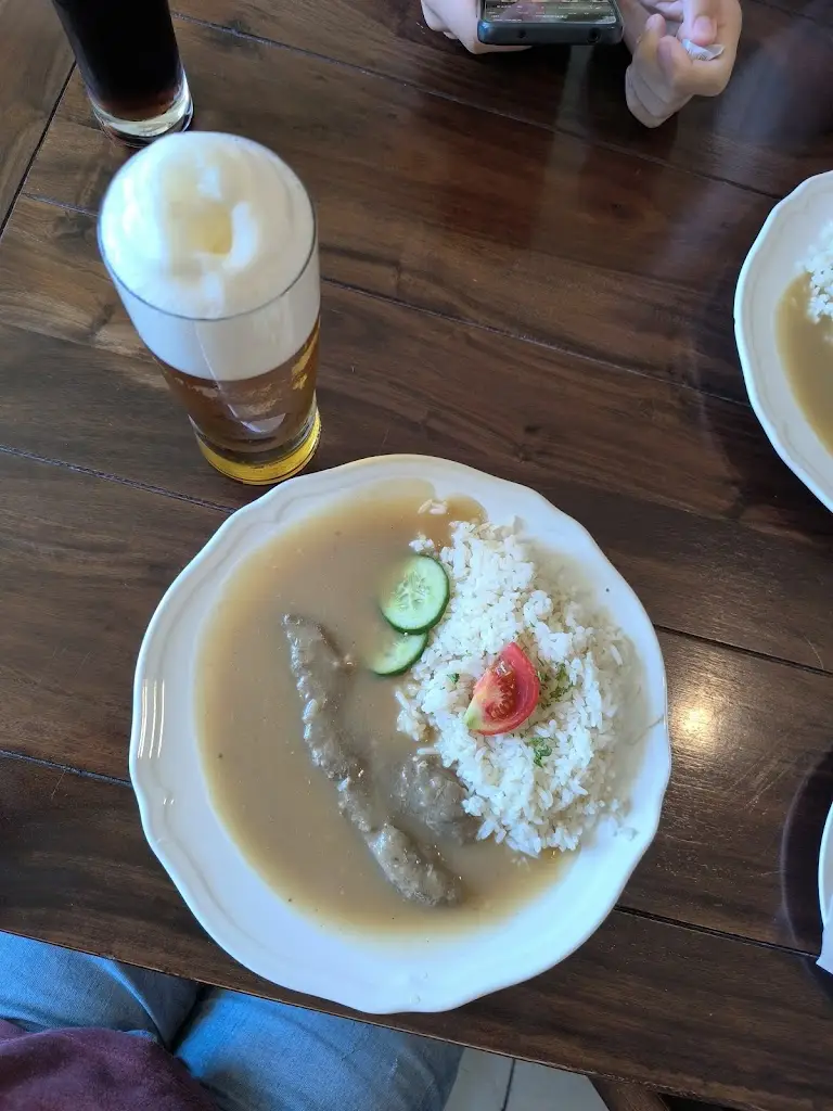 Nessie K._Cafe bar & Bella_Osoblaha_review