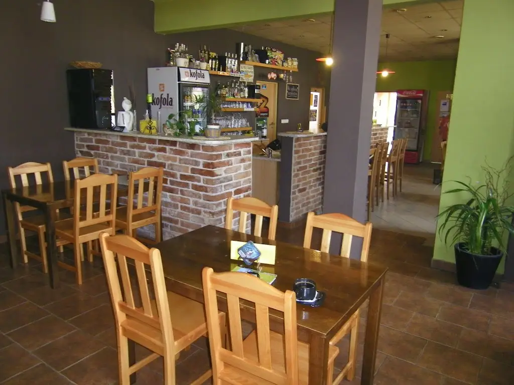 Cafe bar & Bella_Osoblaha_slider_image_1