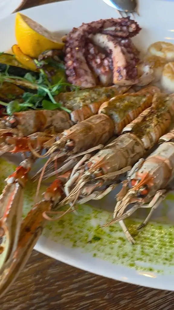 BERNIES GRILL & WINE RESTAURANT_Ostrava_slider_image_2