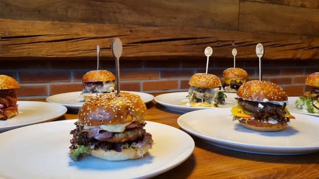 Stračena Pub Výškovice_Ostrava_slider_image_3