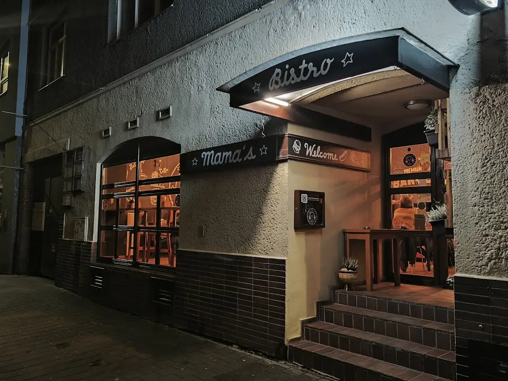 Mama's Hot Dogs, Burgers & Fries restaurant in Ostrava