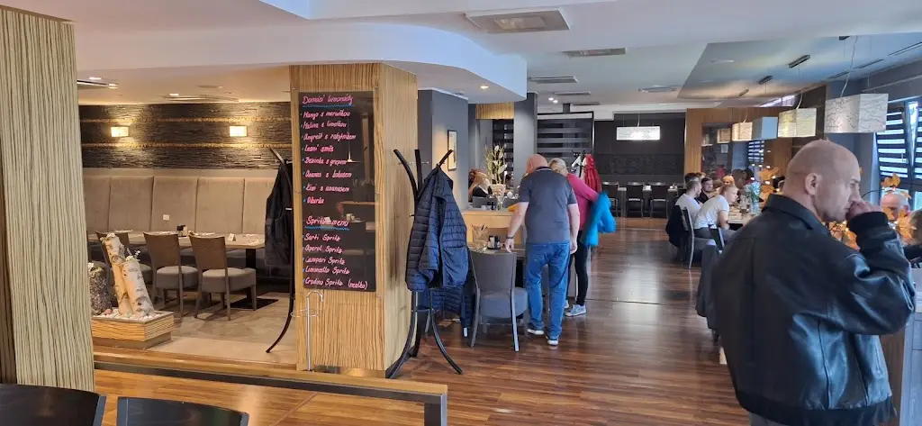 Restaurace La Futura_Okres Ostrava-město_slider_image_2