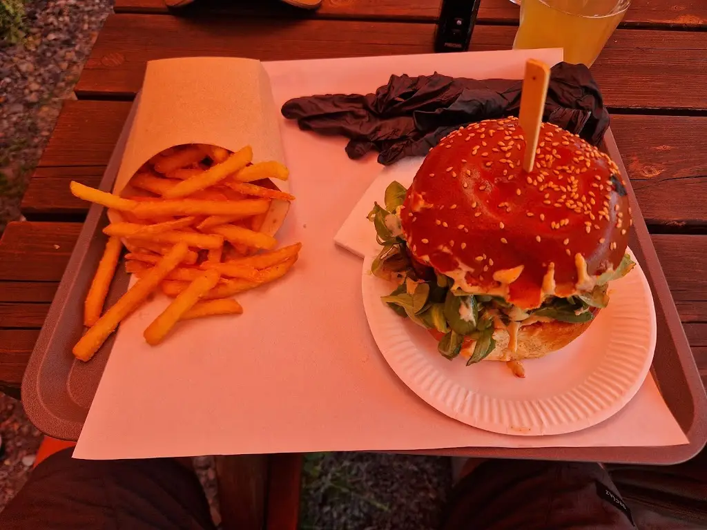 Michal Harasta_Fajny Vagonek_Ostravice_review