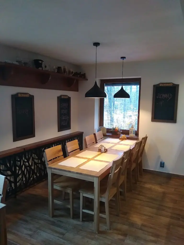 Restaurace Šampan Bar Gama restaurant in Orlová