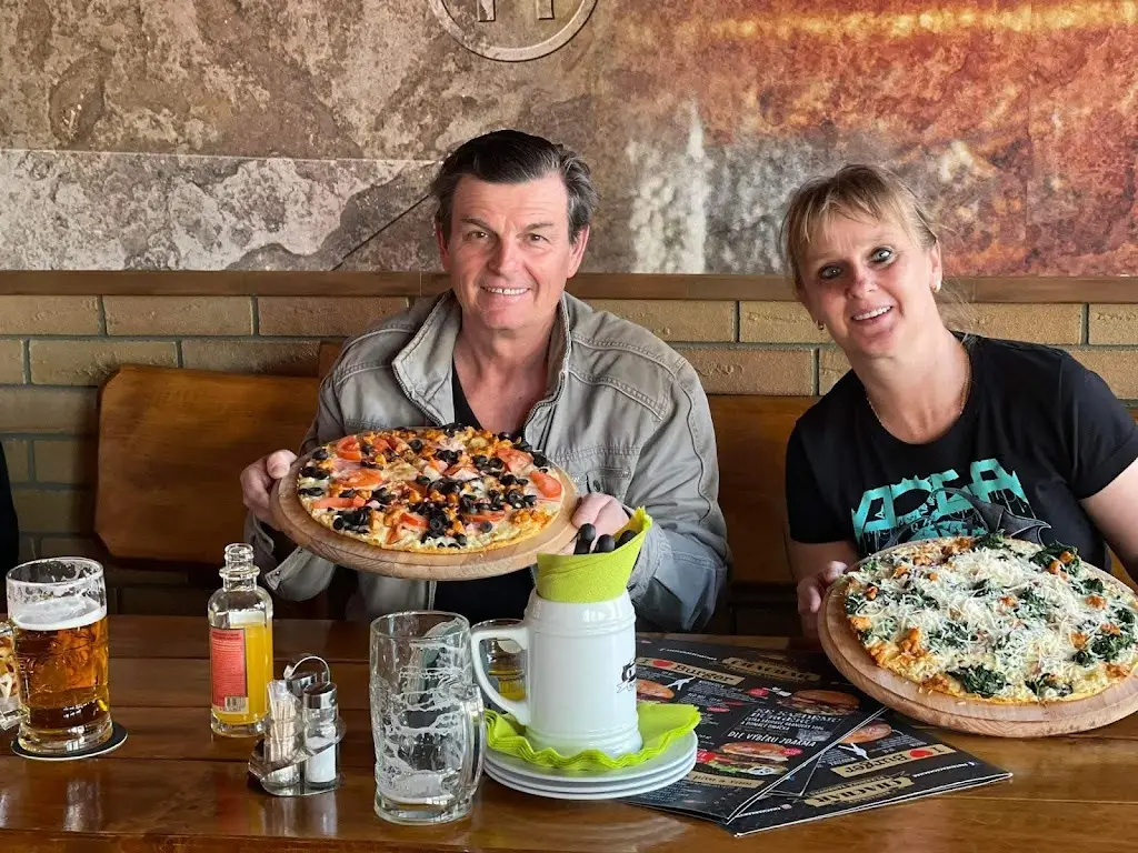 Menu_Chacharova Pizza Orlová_Orlová_image_2