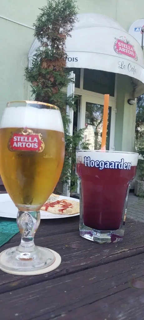 Ivo Sterba_Le Café No.3_Orlová_review