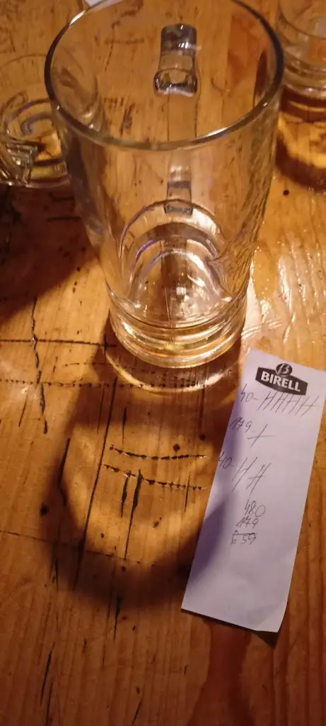 Pavel Heczko_Witches bar_Orlová_review