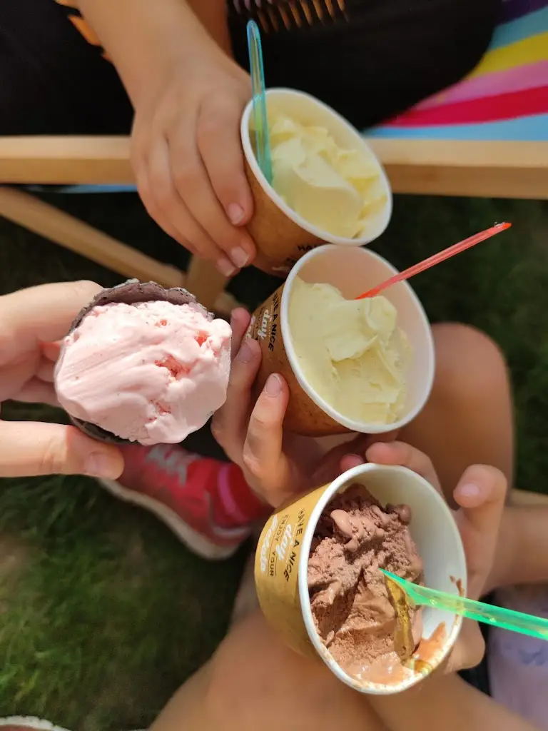 Menu_Zmrzlina Rohlajz_Pražmo_image_1