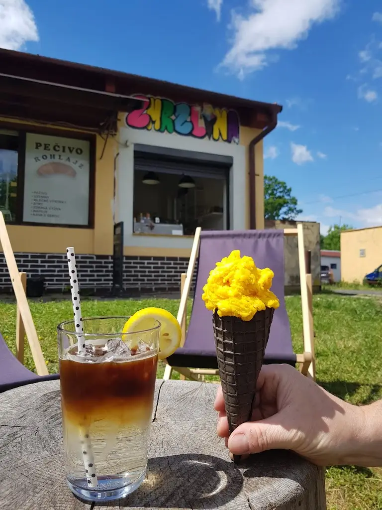 Menu_Zmrzlina Rohlajz_Pražmo_image_2