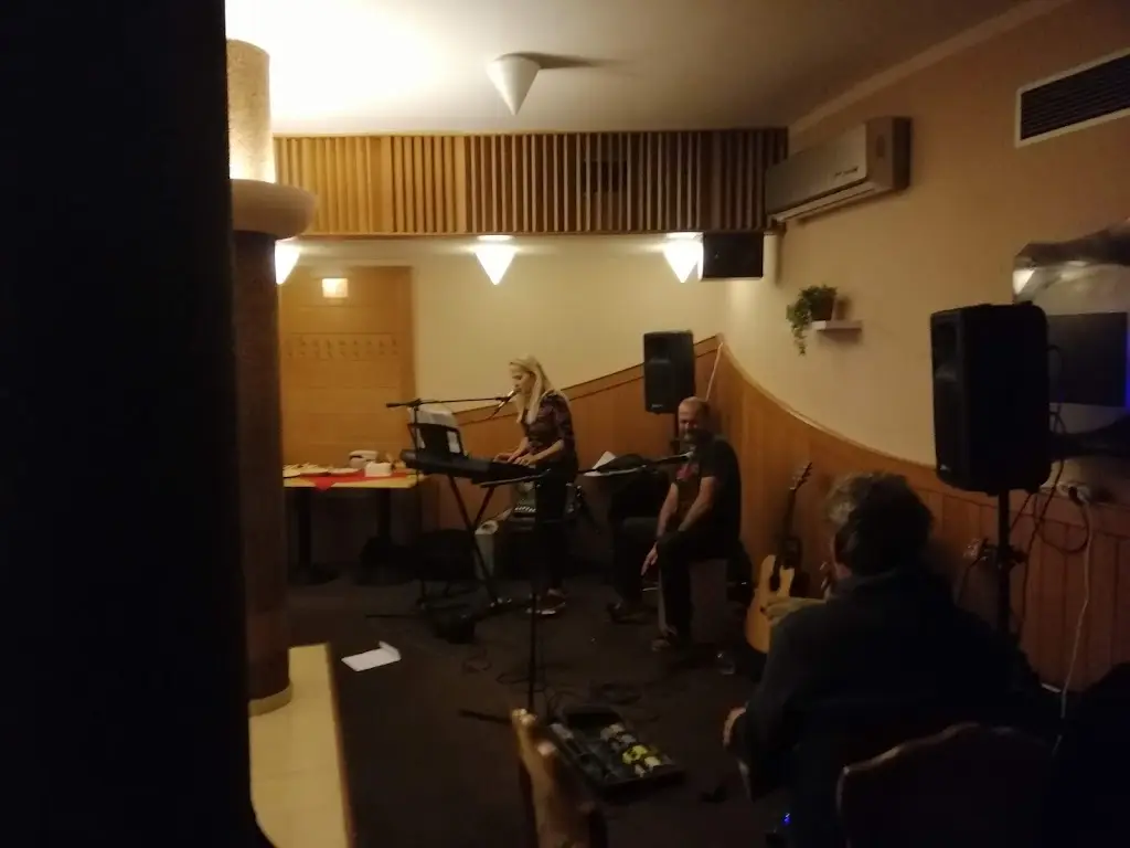 David Ebner_Radniční Restaurace_Křemže_review