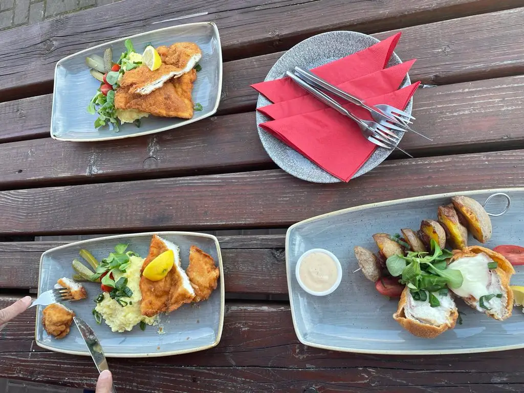 Eid Sweis_Víno restaurant_Příbor_review