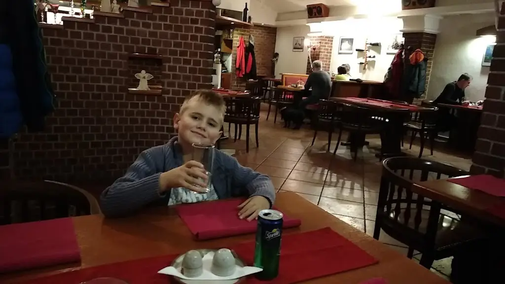 Víno restaurant_Příbor_slider_image_3