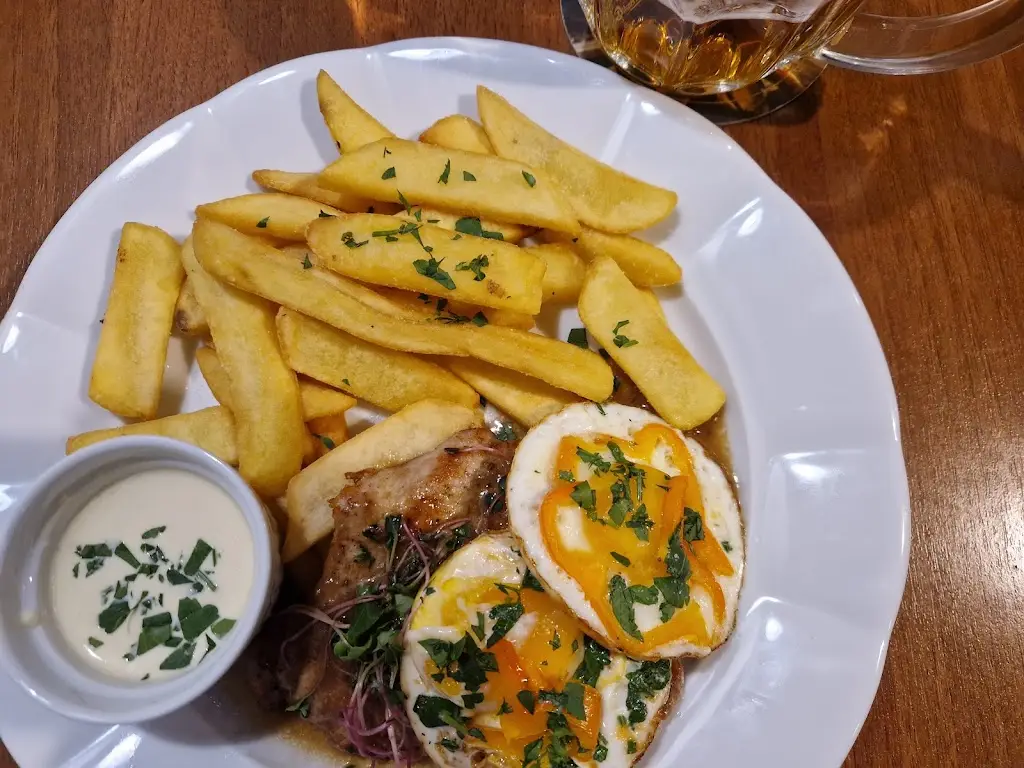 Daniel Bizoň_Restaurace U Zlaté hvězdy_Příbor_review