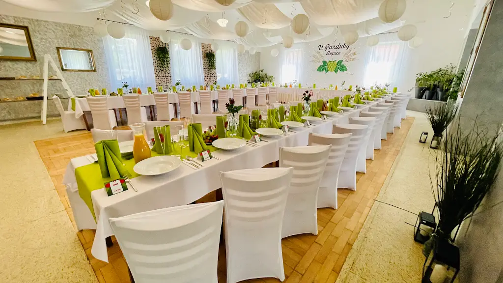 Restaurace U Parduby v Ropici_Ropice_slider_image_1