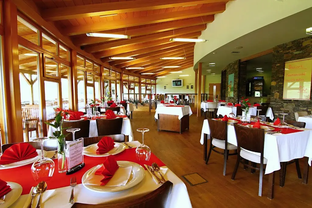 Restaurace na Golfu_Ropice_slider_image_3