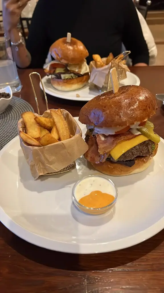 Karolína Mrázková_Restaurace Bowling Rakovec_Řepiště_review