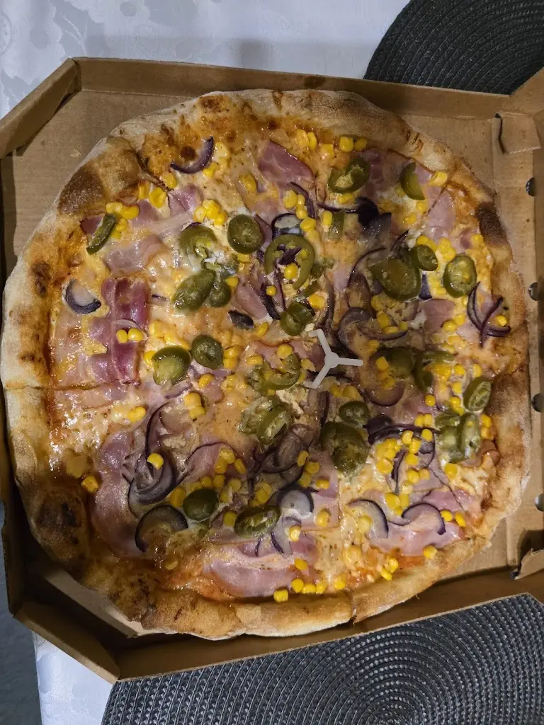 Michal Kohoutek_Pizzerie Papa John_Rýmařov_review