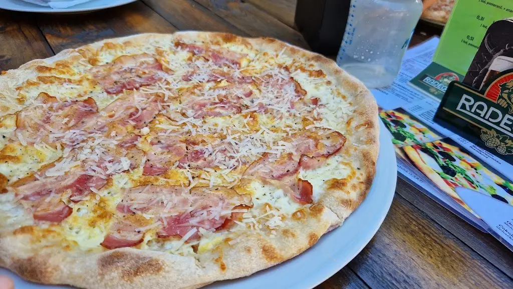 Marek Šimurda_Pizzerie Papa John_Rýmařov_review