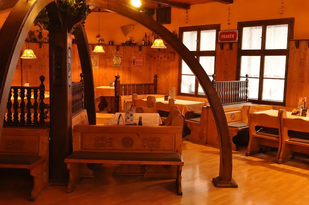 Hotel a restaurace Praděd Rýmařov restaurant in Rýmařov
