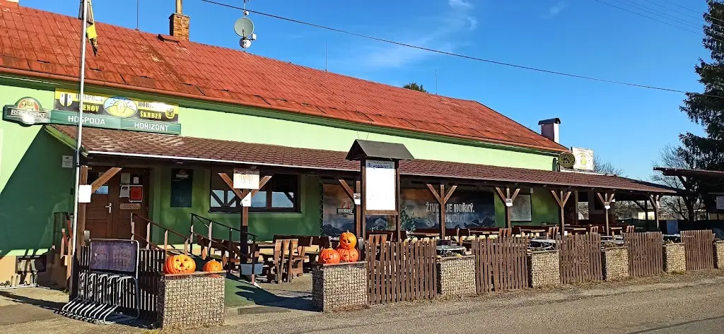 Lenka Lehenová_Hospoda Horizont_Šenov_review