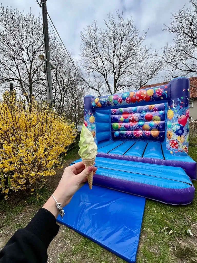 Zmrzlina u HŘIŠTĚ_Šenov_slider_image_3