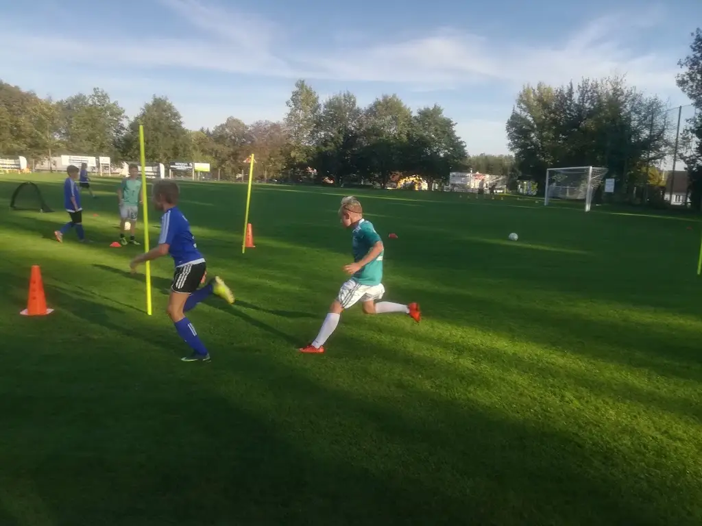 Martin Šuba_Na hřišti_Kunžak_review