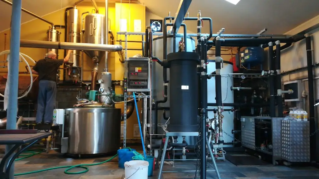 Richard_CZECH_Pěstitelská pálenice Palfrig, Stará Ves nad Ondřejnicí_Stará Ves nad Ondřejnicí_review