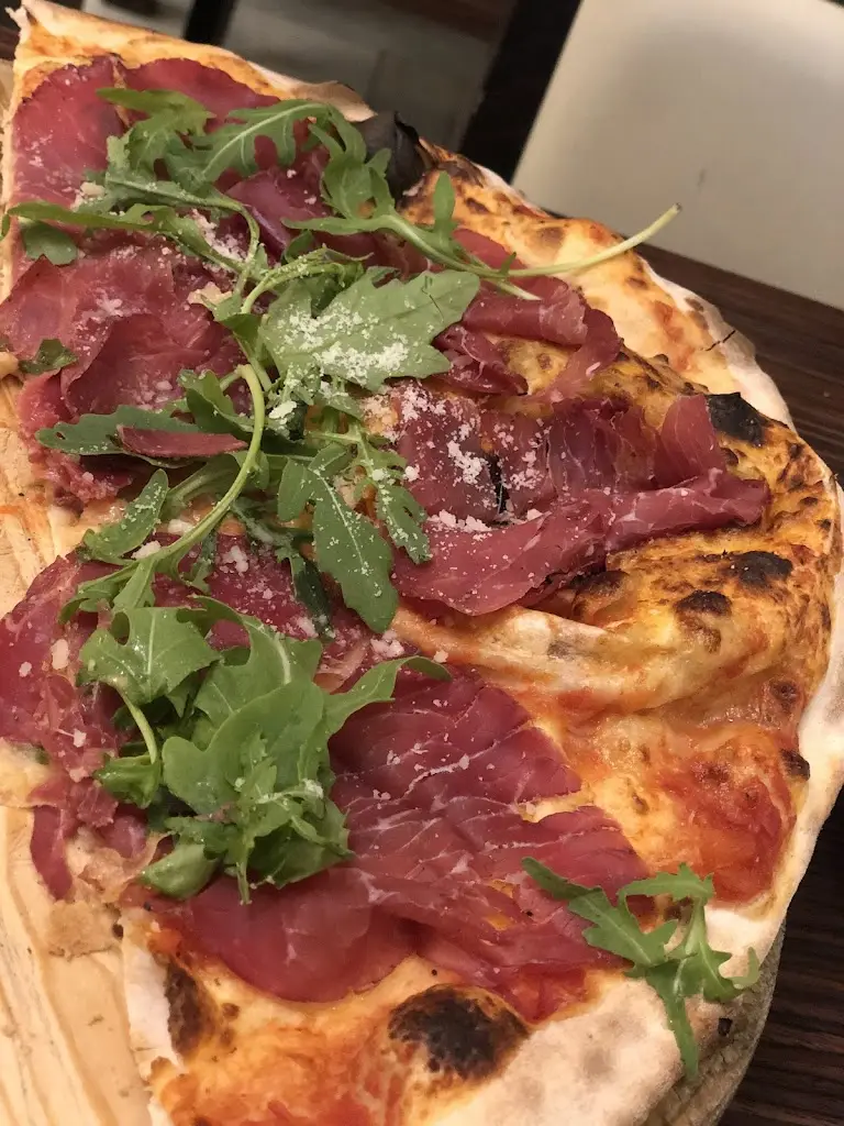 Paula Negru_Pizzeria San Marco_Písek_review