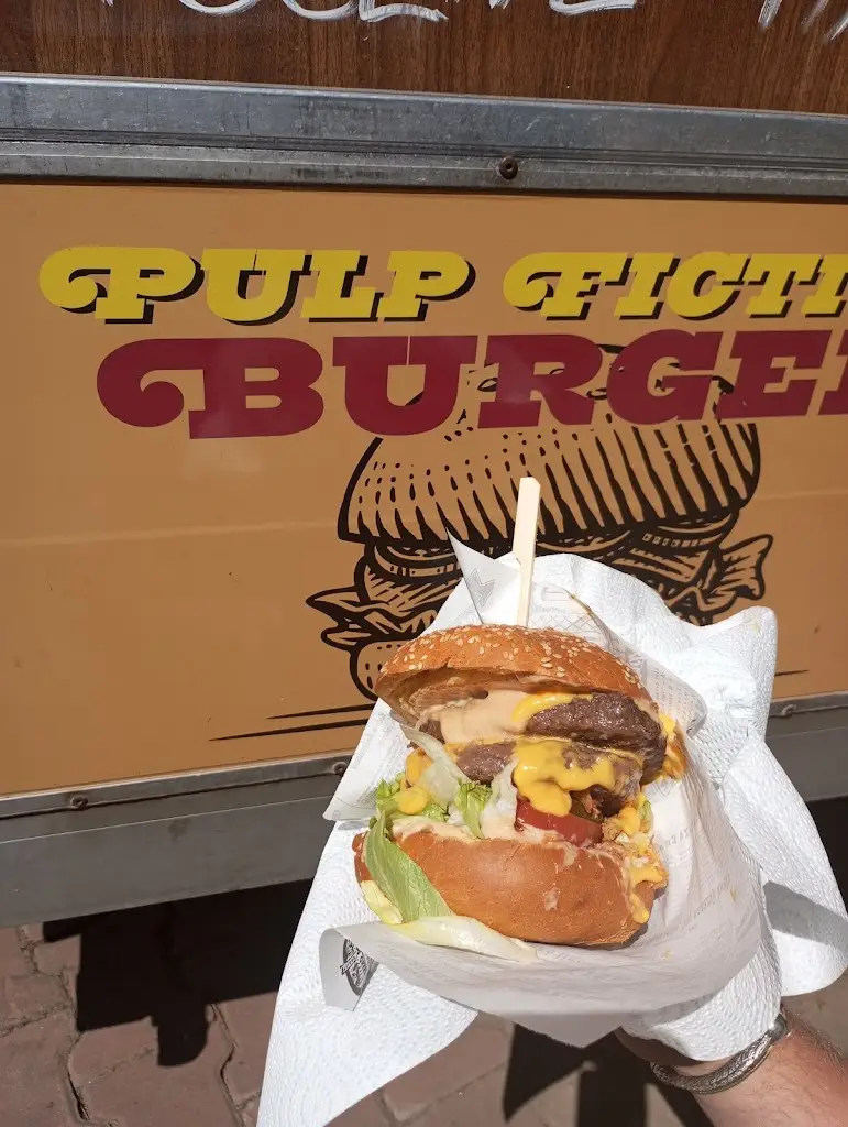 Pulpfiction burger_Písek_slider_image_3