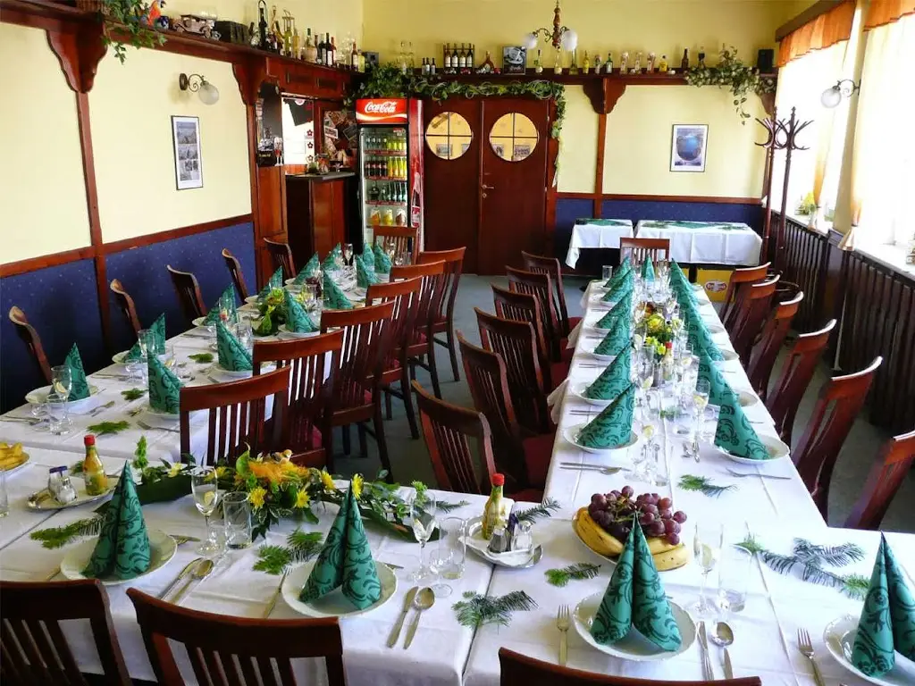 U Golema restaurant in Štěpánkovice
