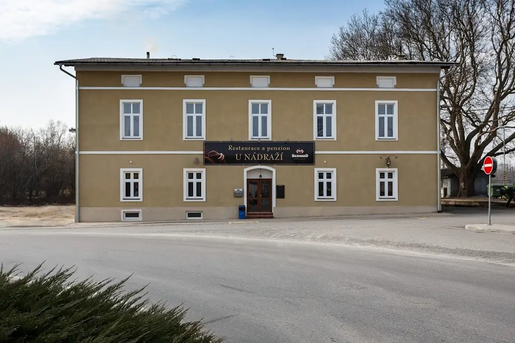 Restaurace a penzion U nádraží_Studénka_slider_image_1