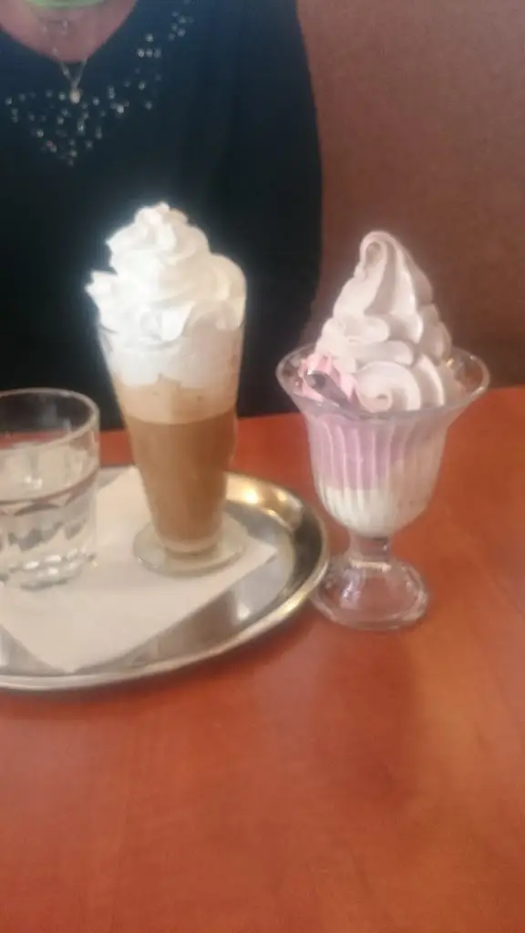 Martin Hanslik_Prazirna_Velká Polom_recensione