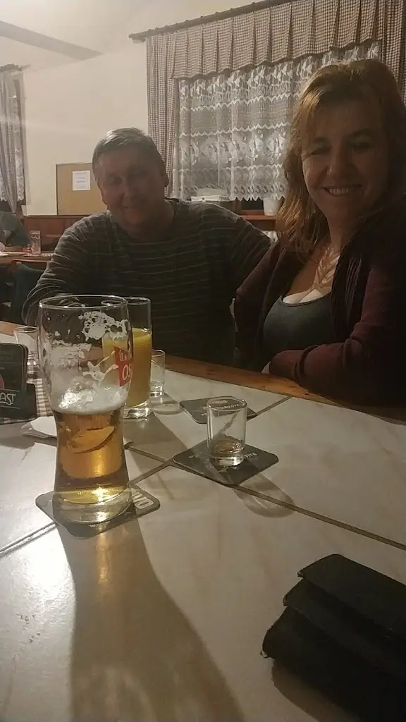 Petr Houžva_Hostinec U Filipců_Velká Polom_review