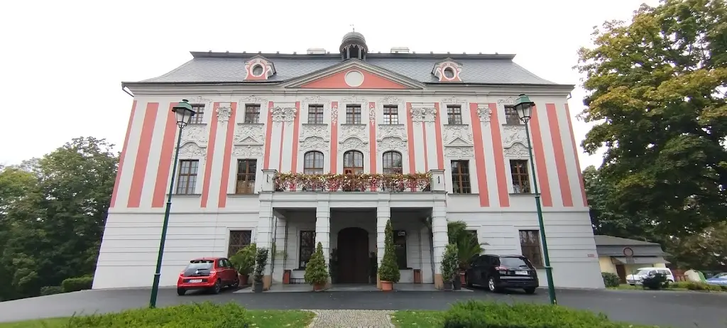 Sławomir Kałuża_Velké Hoštice Castle_Velké Hoštice_review