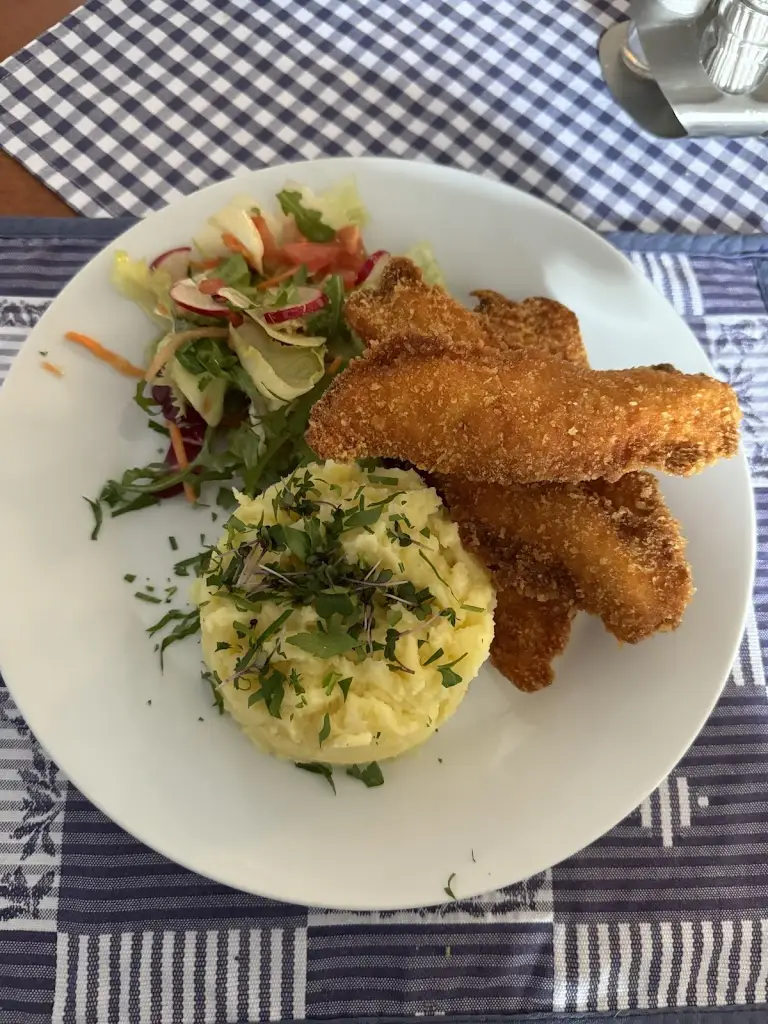 Lajos Andrási_Restaurace Na verpánku_Lhenice_review