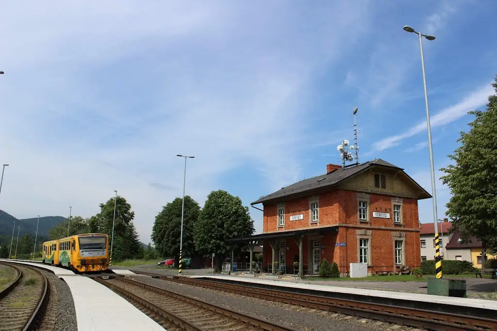 Moto koutek Občerstvení Na Nádraží_Veřovice_slider_image_2