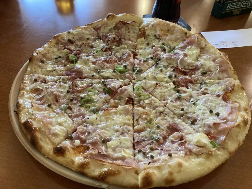 Zdeněk Socha_Hospůdka u Růže_Veřovice_recensione