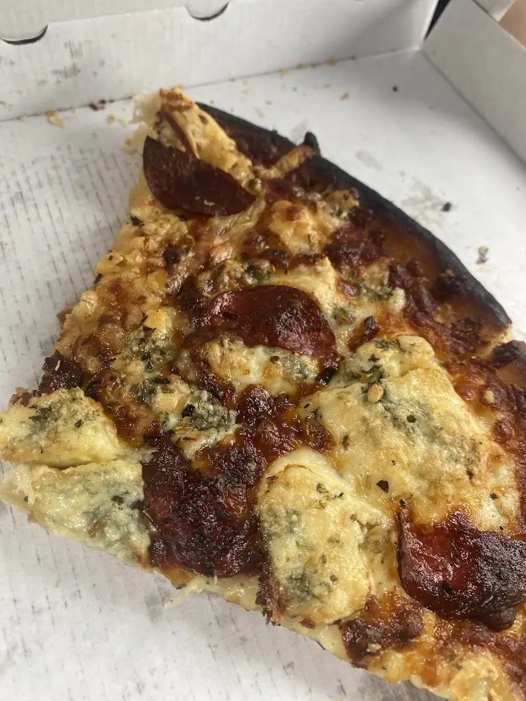 Láďa Šimek_Kavárna & Pizzerie 