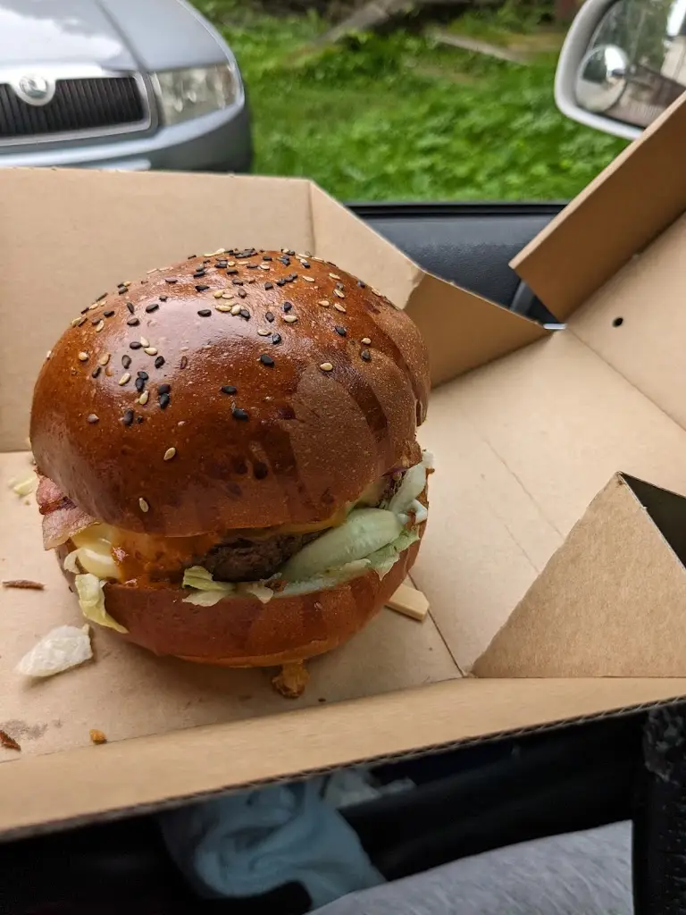 Lubos Herko_EL Bůůůrger_Vítkov_review