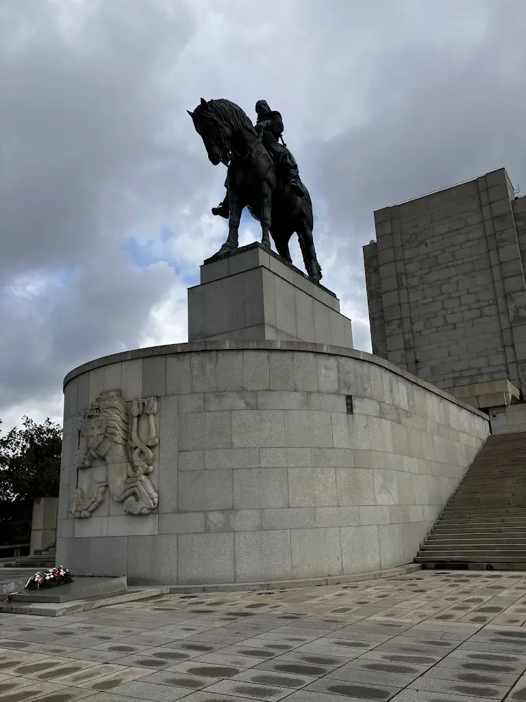 Paul Younger_Vítkov_Vítkov_review