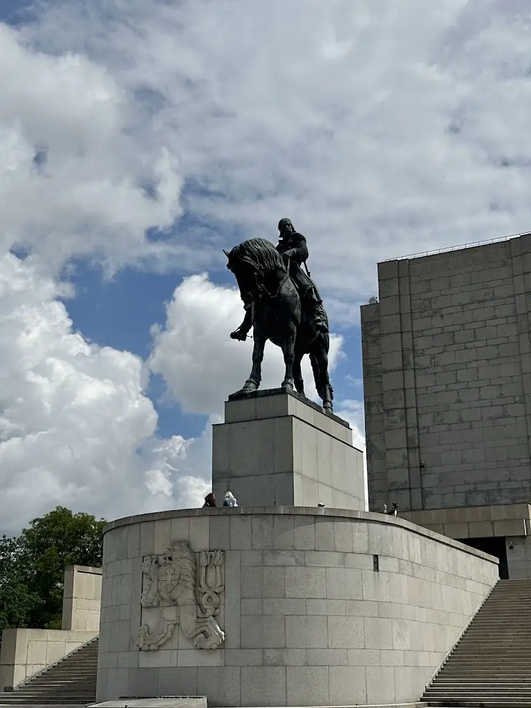 alondra gonzalez_Vítkov_Vítkov_review