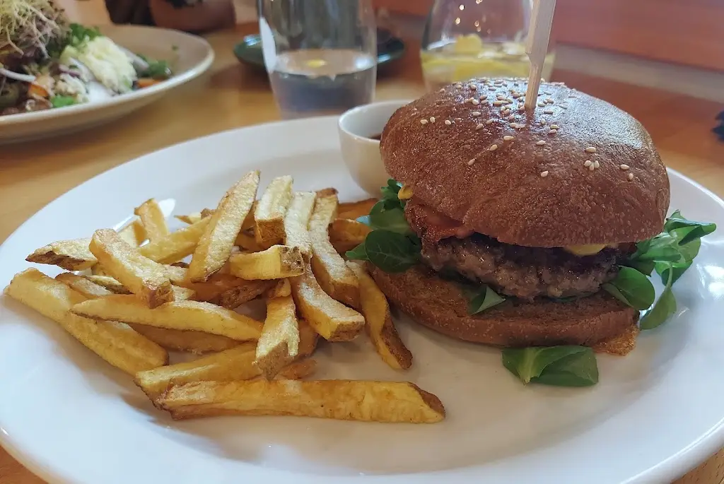 Petra Kovaříková_Restaurace Roubenka U Rybníka_Vratimov_recensione