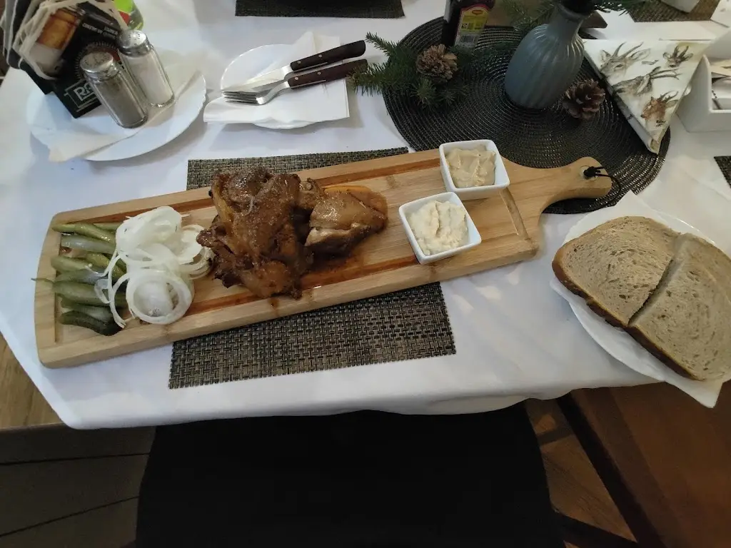 Martin Pojko_Restaurace ve dvoře_Vratimov_review