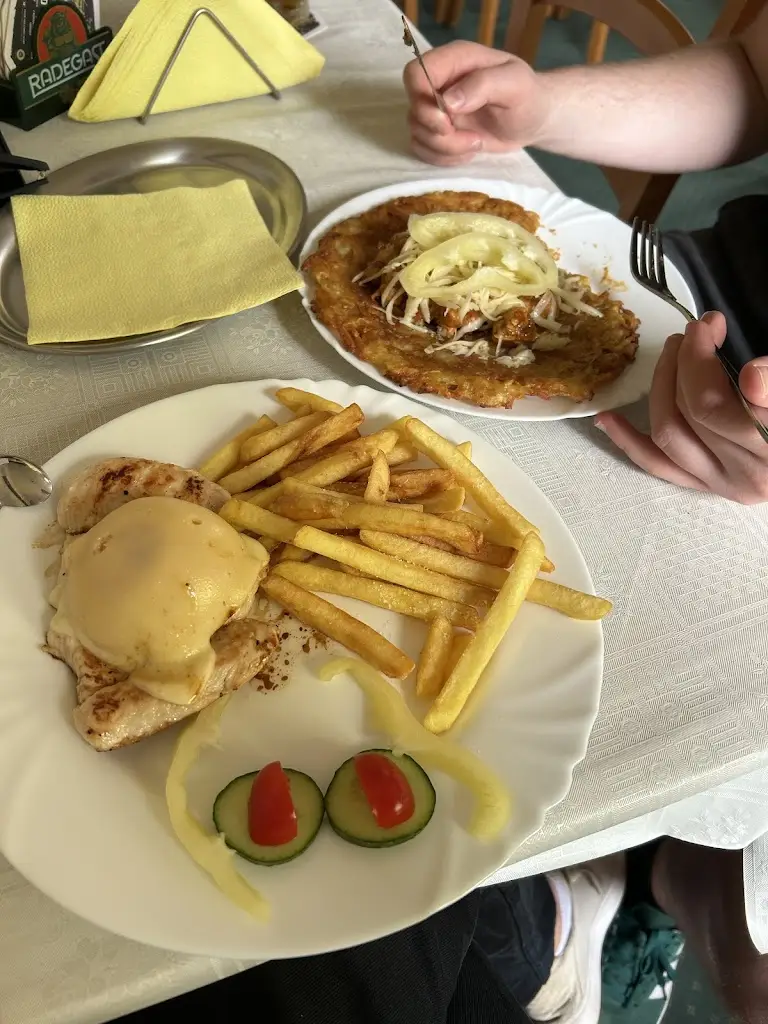 Diana Janíčková_Hospůdka Na Ščučím_Vratimov_recensione