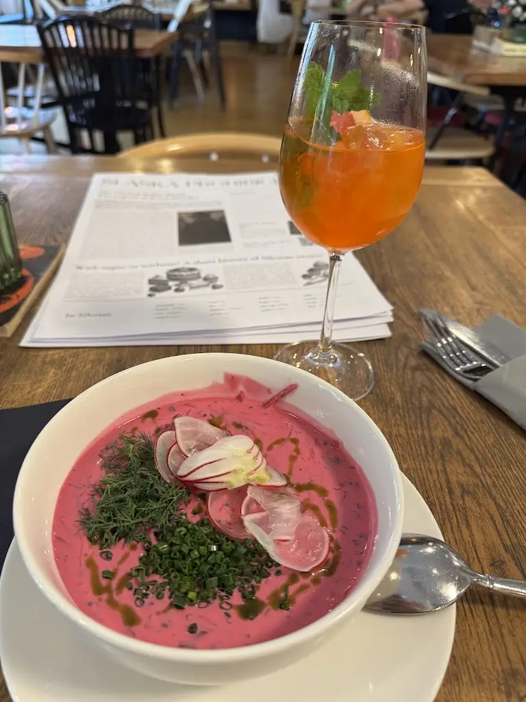 Mark Dowman_Śląska Prohibicja_Katovice_review