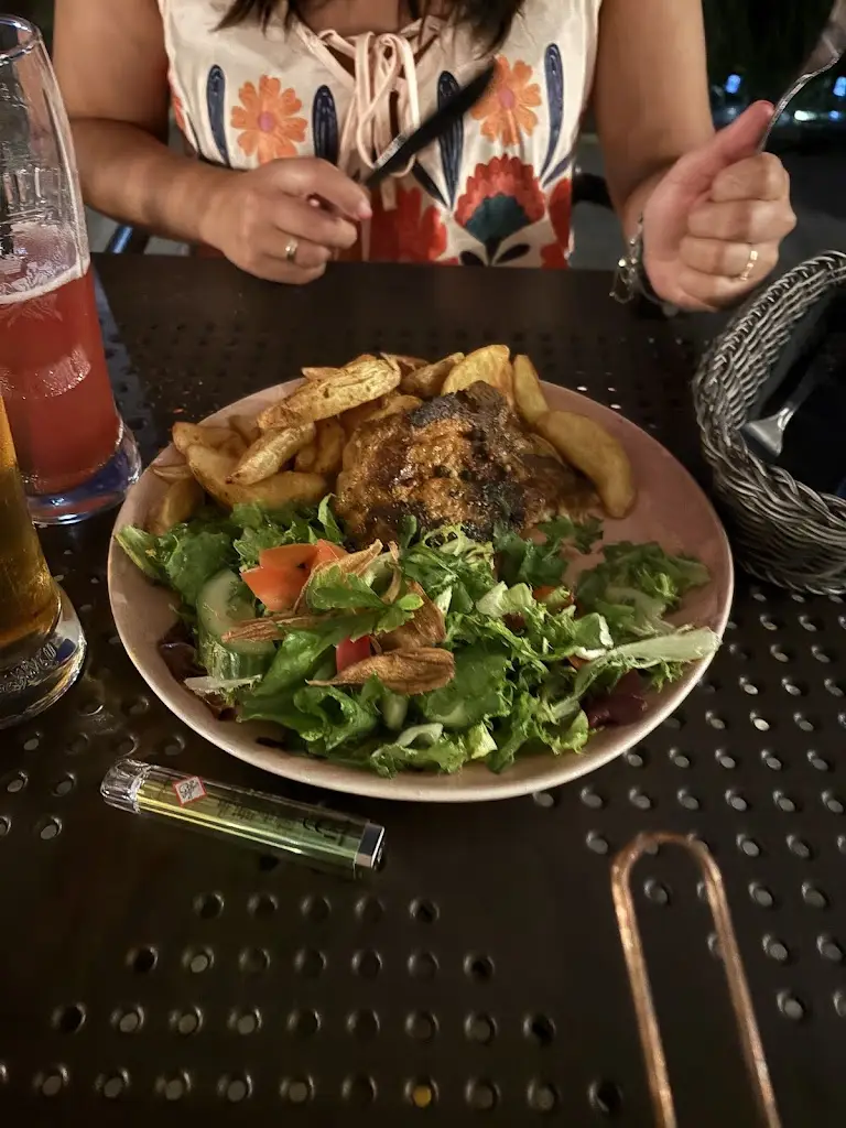 Karol Turkosz_Twins Restaurant_Zátor_review