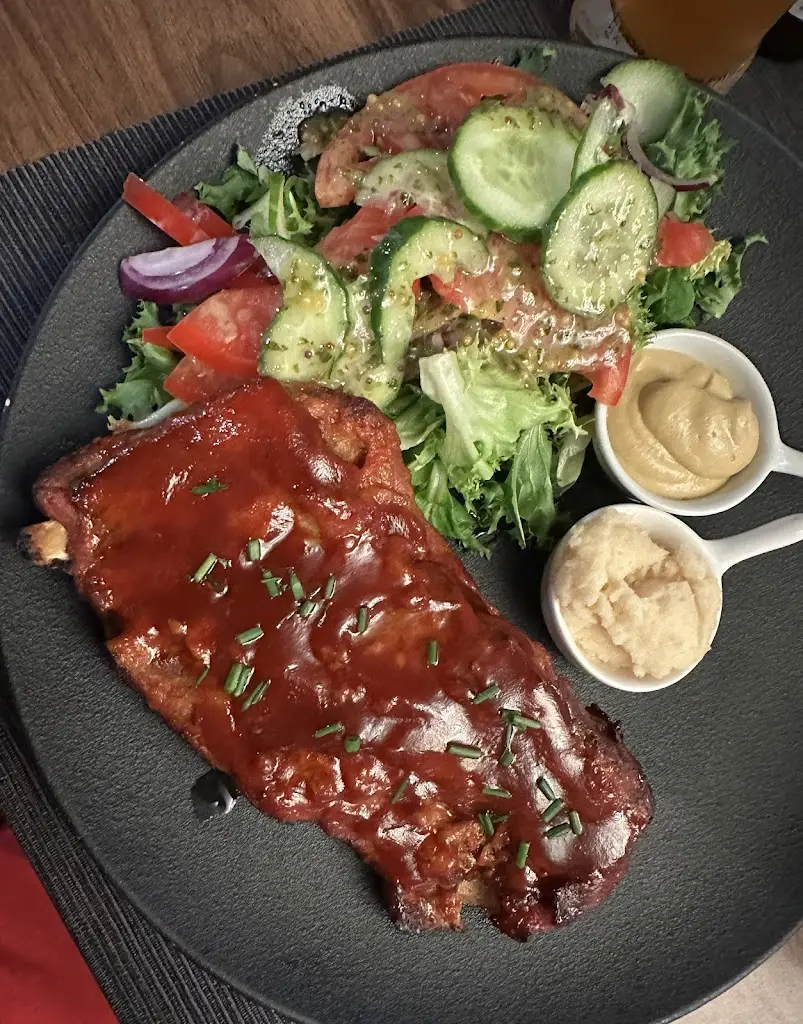 Revel Zator Restaurant_Zátor_slider_image_3