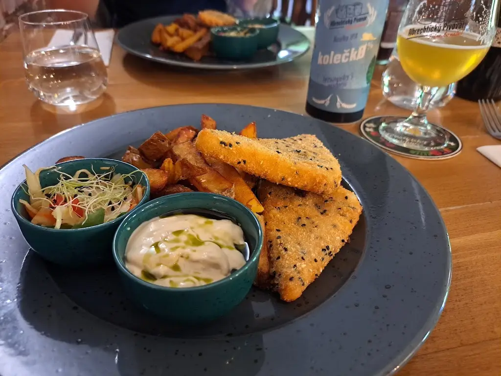 Lesław Waligóra_Terra_Třinec_review