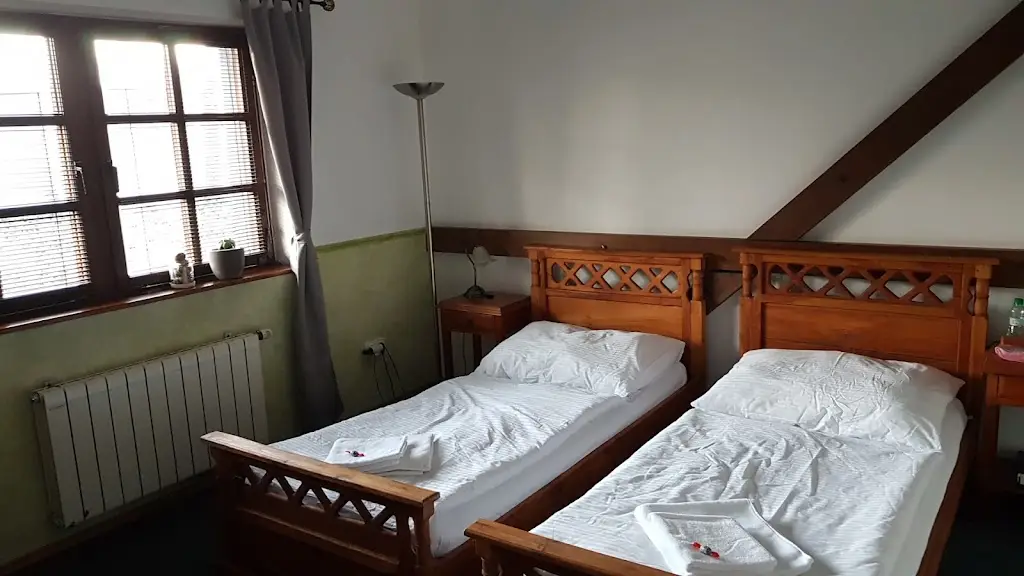 Adam Píša_Terra_Třinec_review