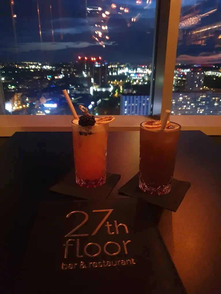 Menu_27th Floor_Katovice_immagine_5
